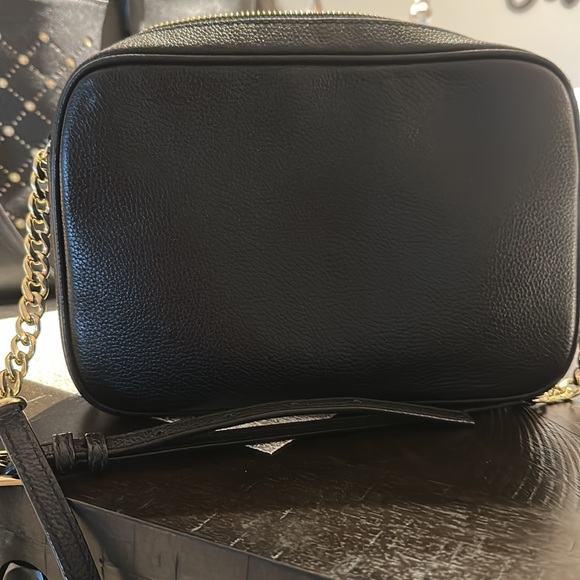 MK crossbody - Picture 2 of 3